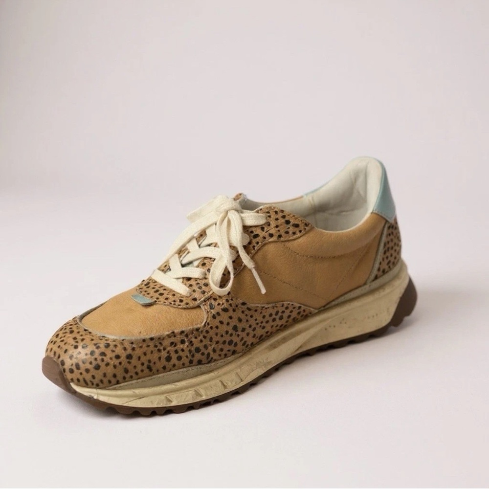 Madewell Kickoff Trainer Sneakers in Leather and Spot Mix Calf Hair 6.5
